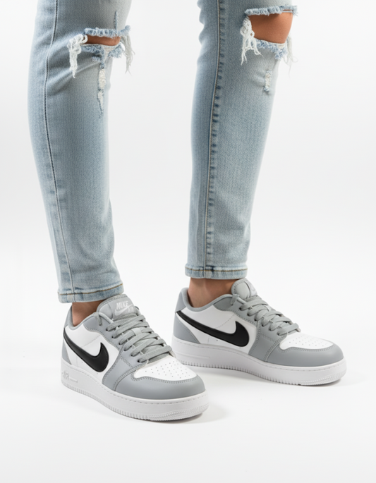 Nike Air Force-Urban Casual Sneaker